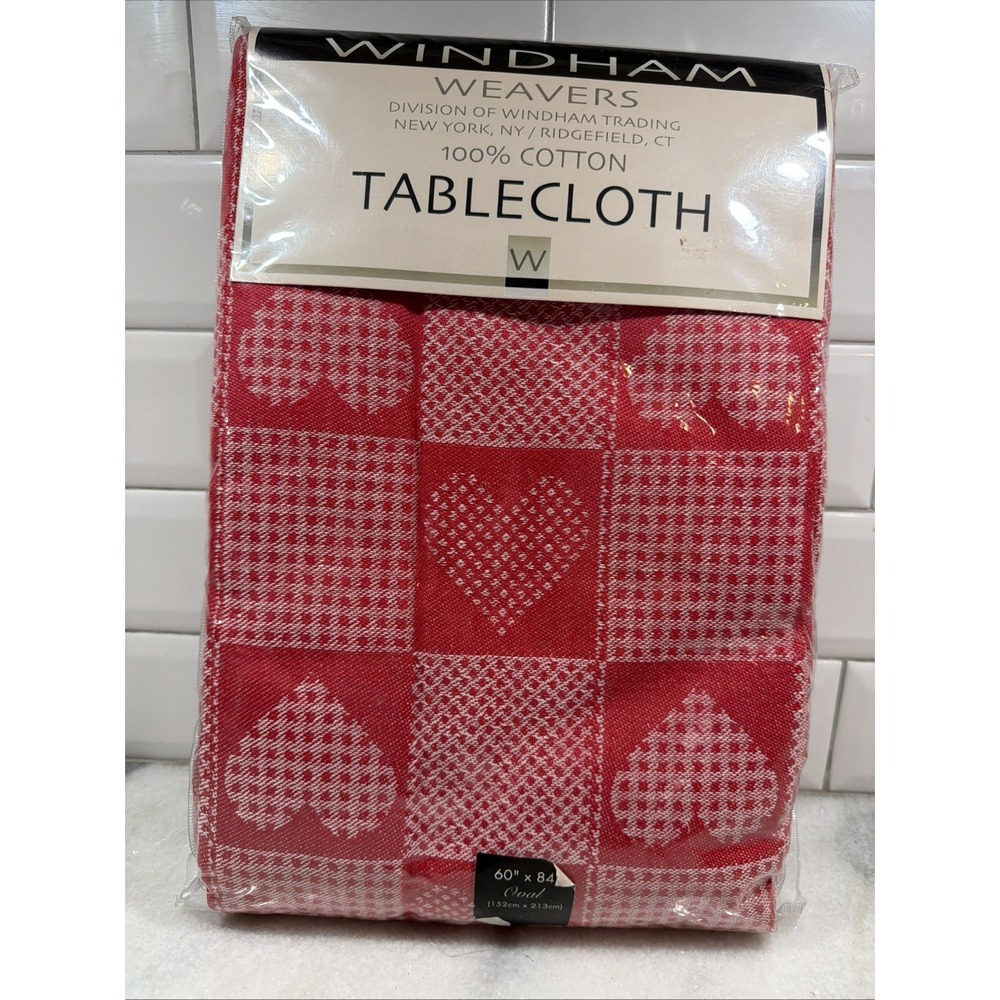 Vintage Red White Hearts 60 X 84in Oval Tablecloth 001
